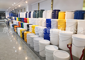 亚洲啪啪啪一区二区吉安容器一楼涂料桶、机油桶展区